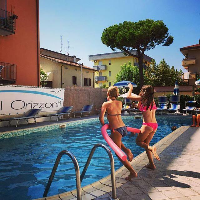 Hotel Orizzonti Rimini Exteriör bild